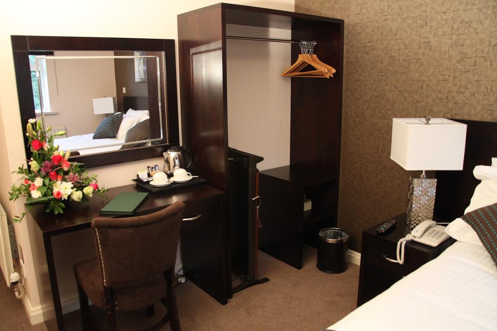 Greenvale Hotel Cookstown Habitación foto
