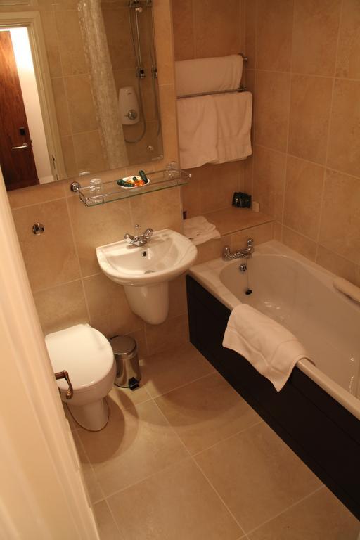 Greenvale Hotel Cookstown Habitación foto